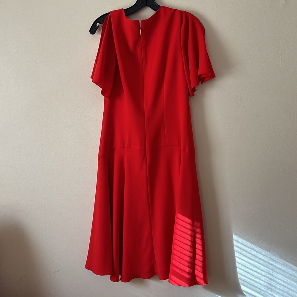 Dress - Picture 7 of 7